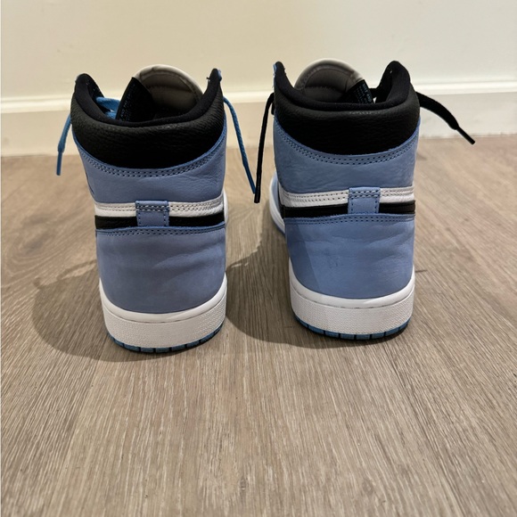 Men’s Jordan 1s size 11. University blue - Picture 4 of 7